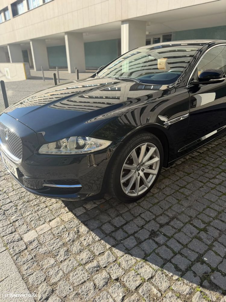 Jaguar XJ 3.0 D V6 Premium Luxury - 5
