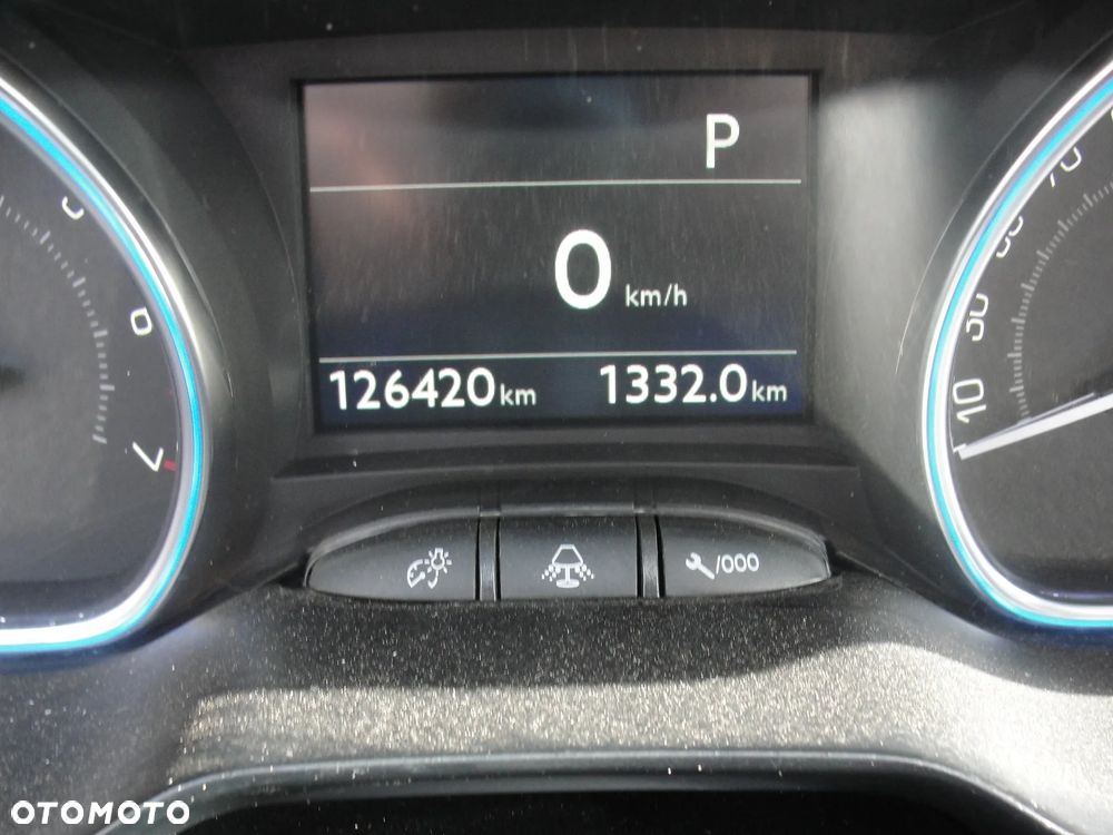 Peugeot 2008 PureTech 110 Stop&Start EAT6 Crossway - 15