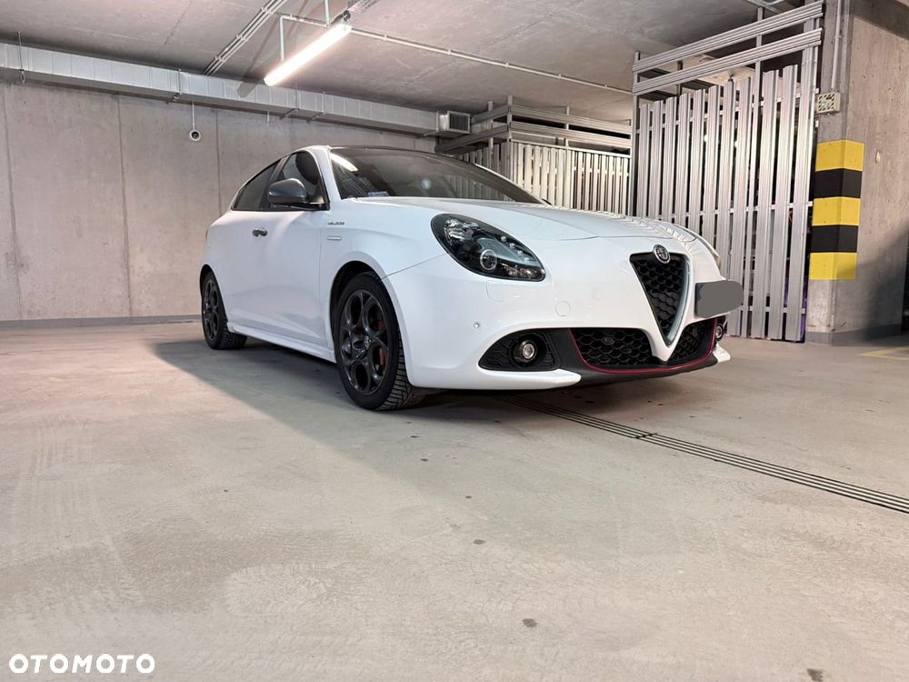 Alfa Romeo Giulietta 1750 TBi Veloce TCT - 3
