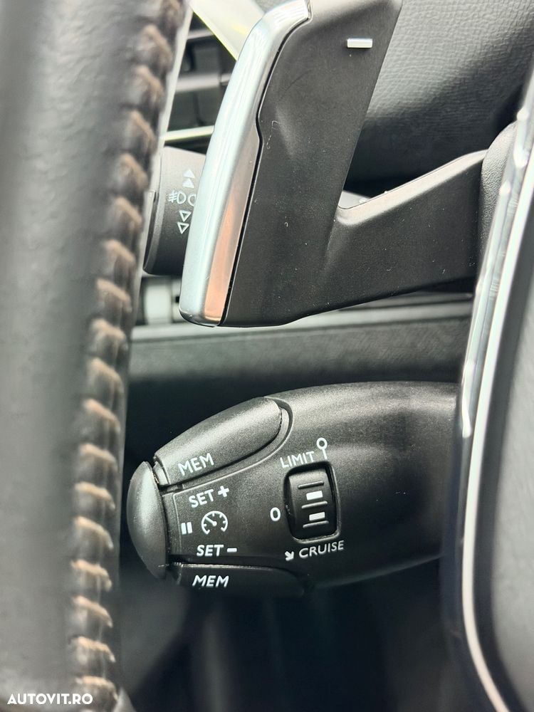 Peugeot 3008 PureTech 130 Stop & Start GPF EAT8 Allure Pack - 30