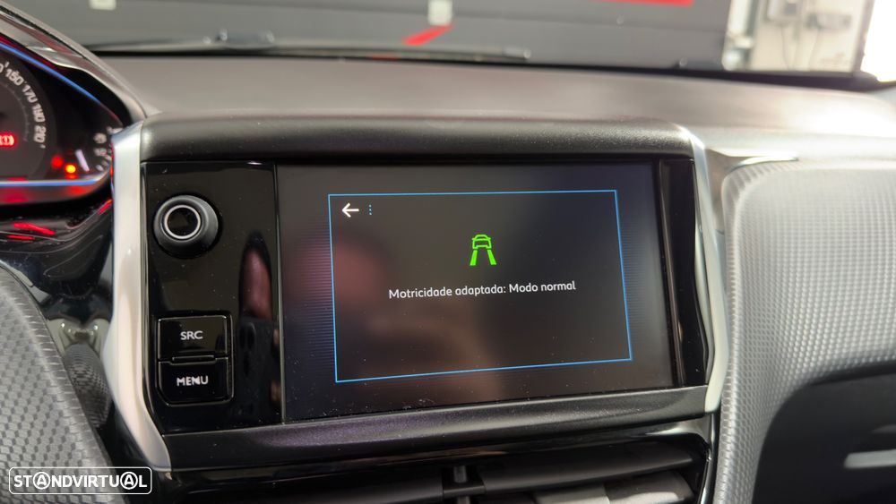 Peugeot 2008 1.2 PureTech Crossway - 25