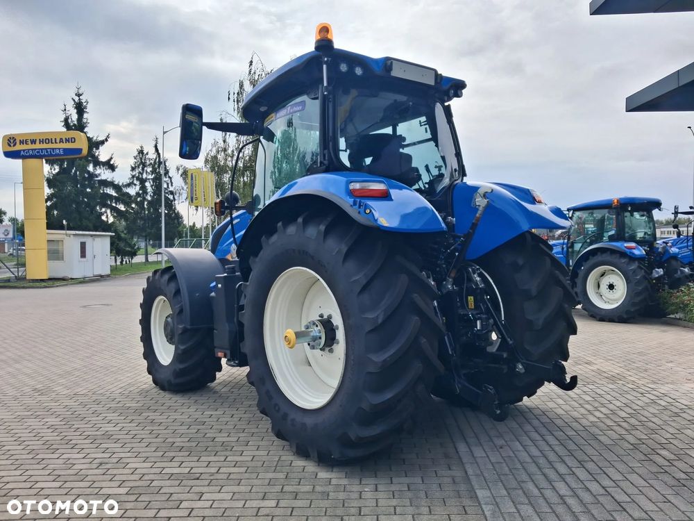 New Holland T6.180 Dynamic Command - 4