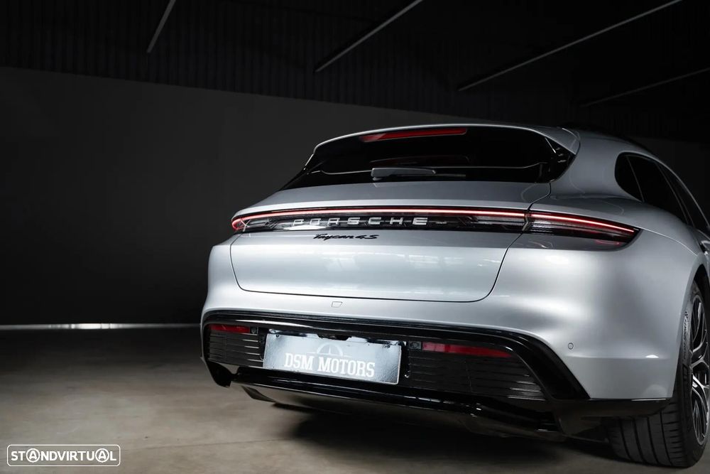 Porsche Taycan Sport Turismo 4S - 9