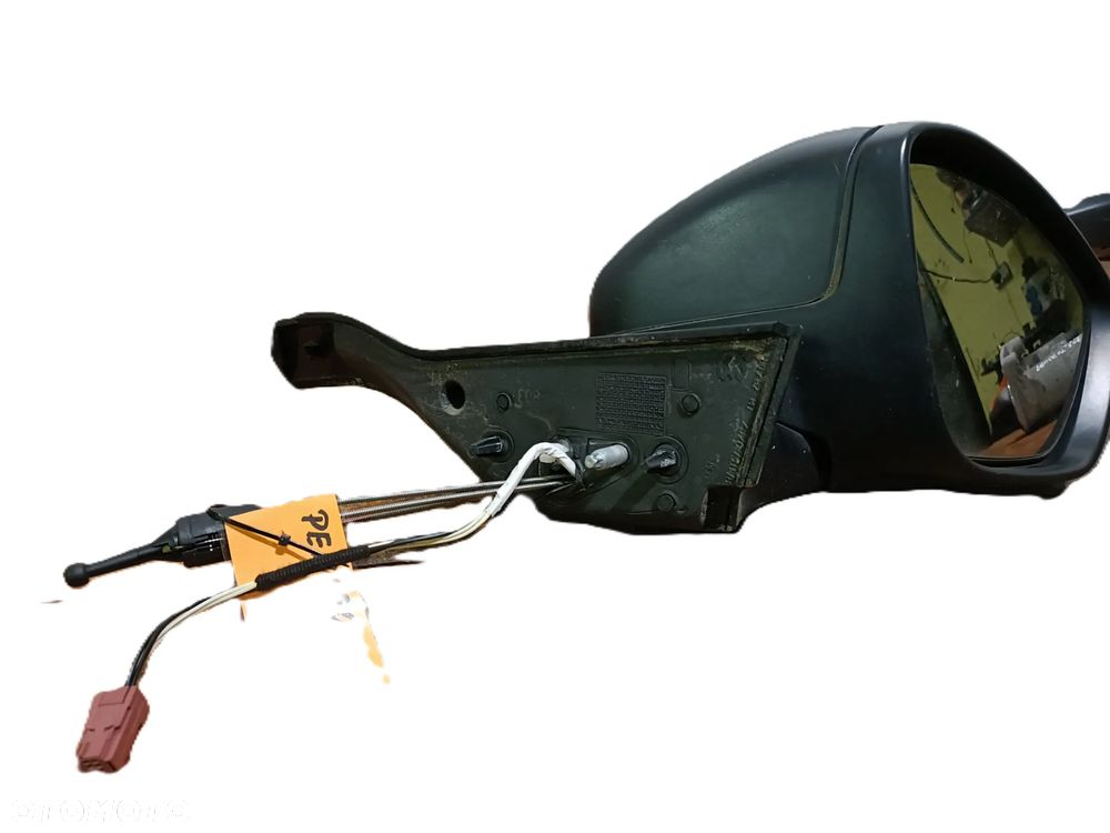 PEUGEOT 208 I 12-19 r. MANUALNE LUSTERKO PRAWE STRONA PRAWA 3 PIN EU 0211047 + - 4