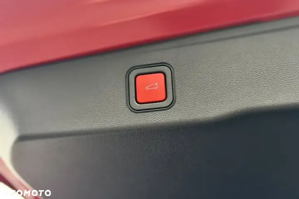 Jeep Avenger 1.2 T3 mHEV Summit FWD eDCT6 - 22