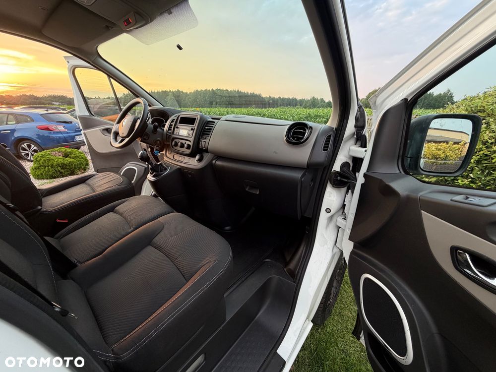 Renault Trafic - 21