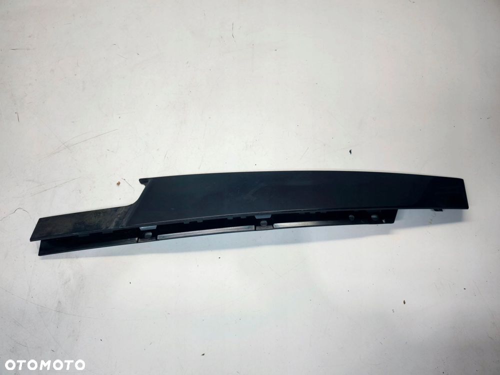 NAKŁADKA OSŁONA SŁUPKA DRZWI PRAWY PRZÓD AUDI A4 B8 8K0837902M POŁYSK - 2
