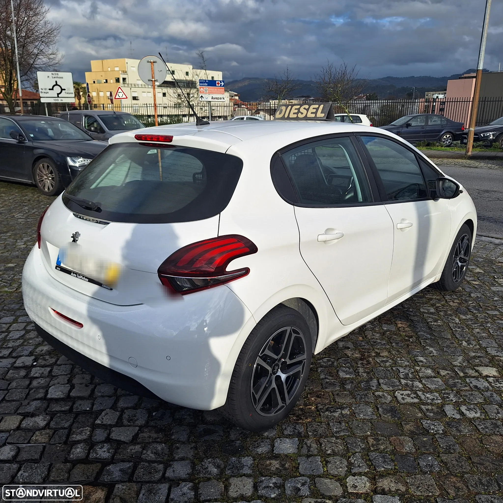 Peugeot 208 van diesel 1.6 BLUEHDI PACK - 6
