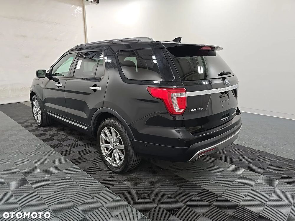 Ford Explorer - 7