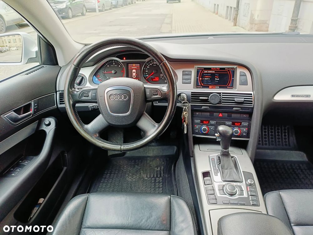 Audi A6 - 8