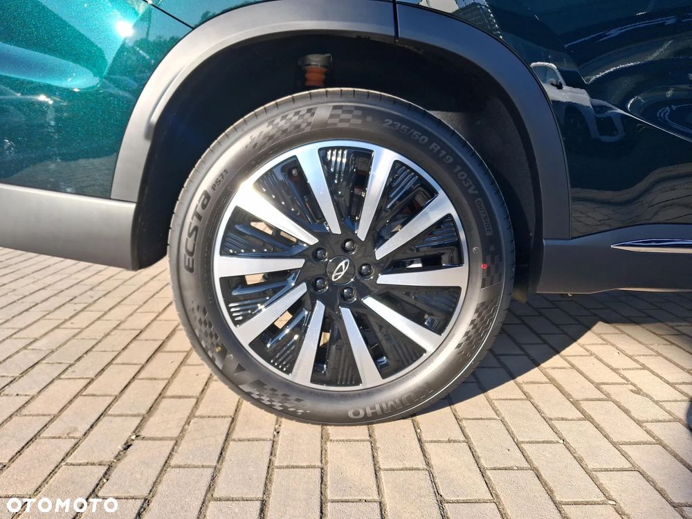 Chery Tiggo 8 1.5 T-GDI Super Hybrid Prestige DCT - 18