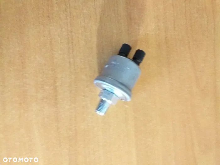 Czujnik ciśnienia oleju do silnika Cummins