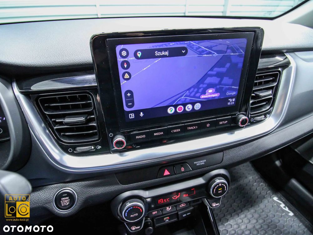 Kia Stonic 1.0 T-GDI L Business Line DCT - 18