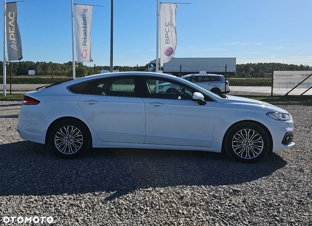 Ford Mondeo 2.0 EcoBlue Titanium - 4