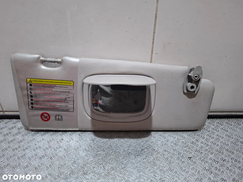 Słonecznik prawy pasażera Fiat Bravo 2008 - 2
