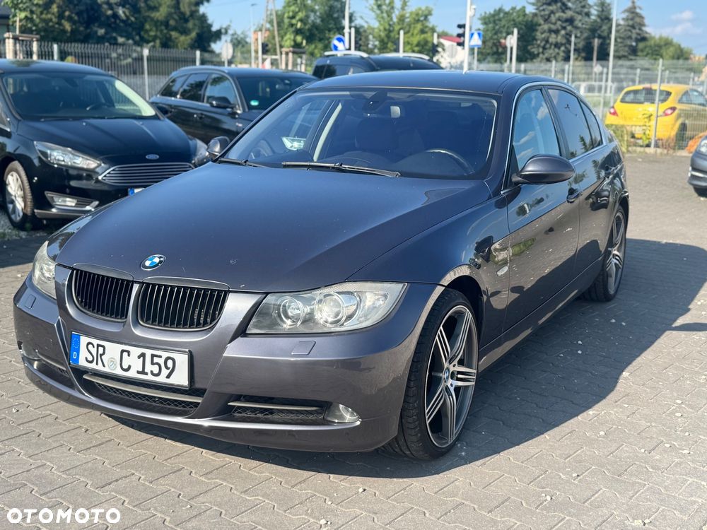 BMW Seria 3 325i - 5