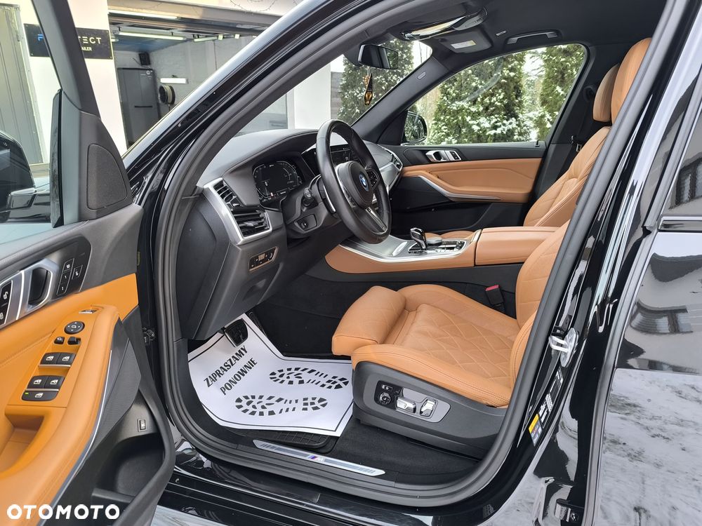 BMW X5 xDrive40i - 18