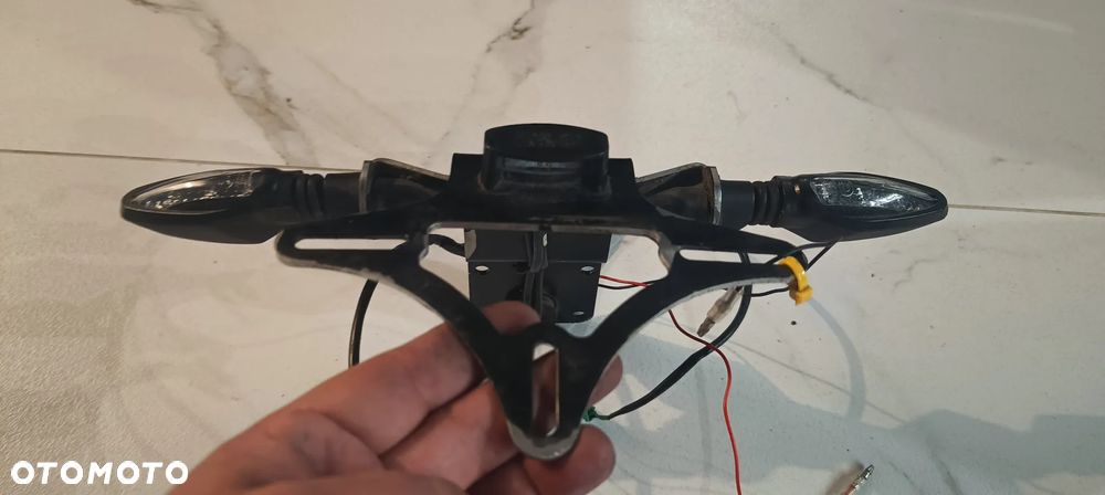 Ktm Duke 125 Uchyt tablicy rejestracyjnej R&G Kierunkowskaz - 2