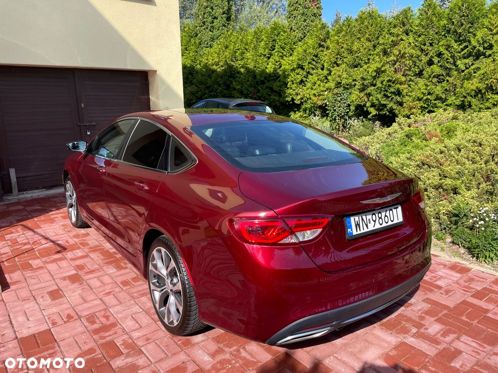 Chrysler 200 - 4