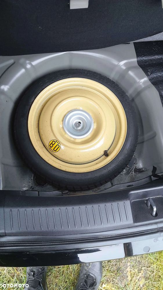 Mazda 2 1.3 Dynamic - 12