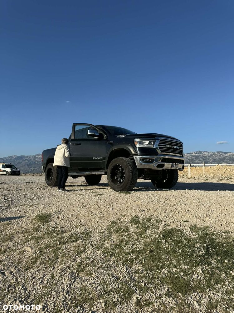 RAM 1500 Crew Cab Laramie