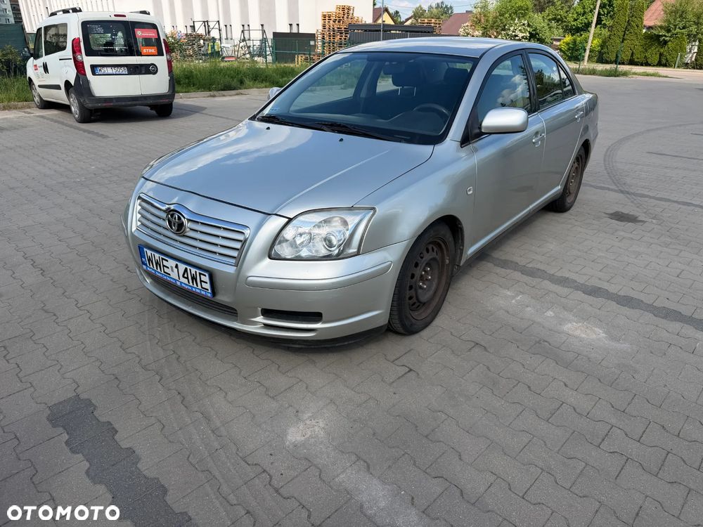 Toyota Avensis 1.6 VVT-i Luna - 14