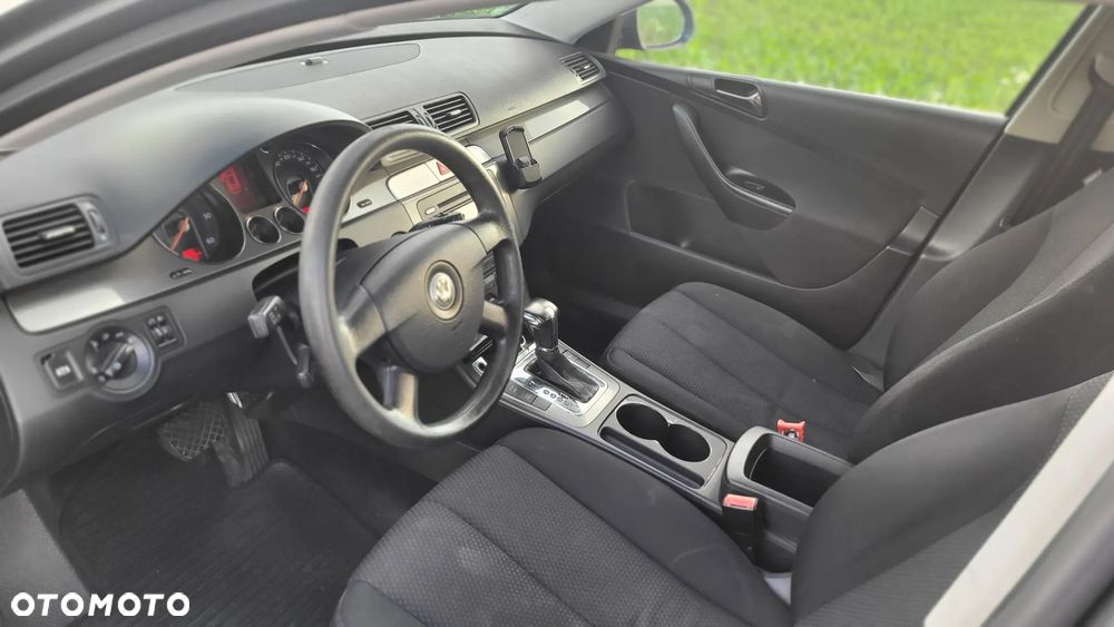 Volkswagen Passat - 10