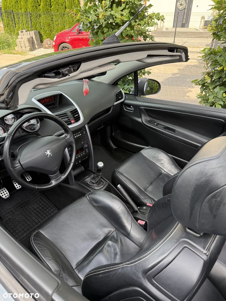 Peugeot 207 CC - 11