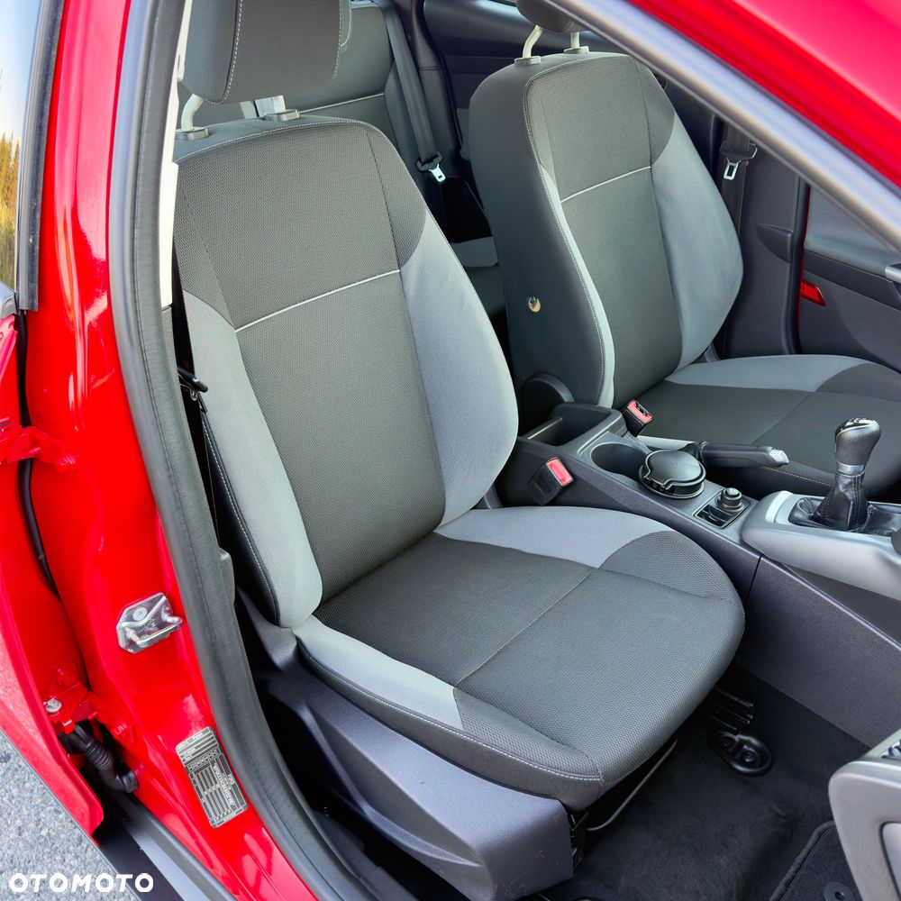 Ford Focus 1.6 Titanium - 19