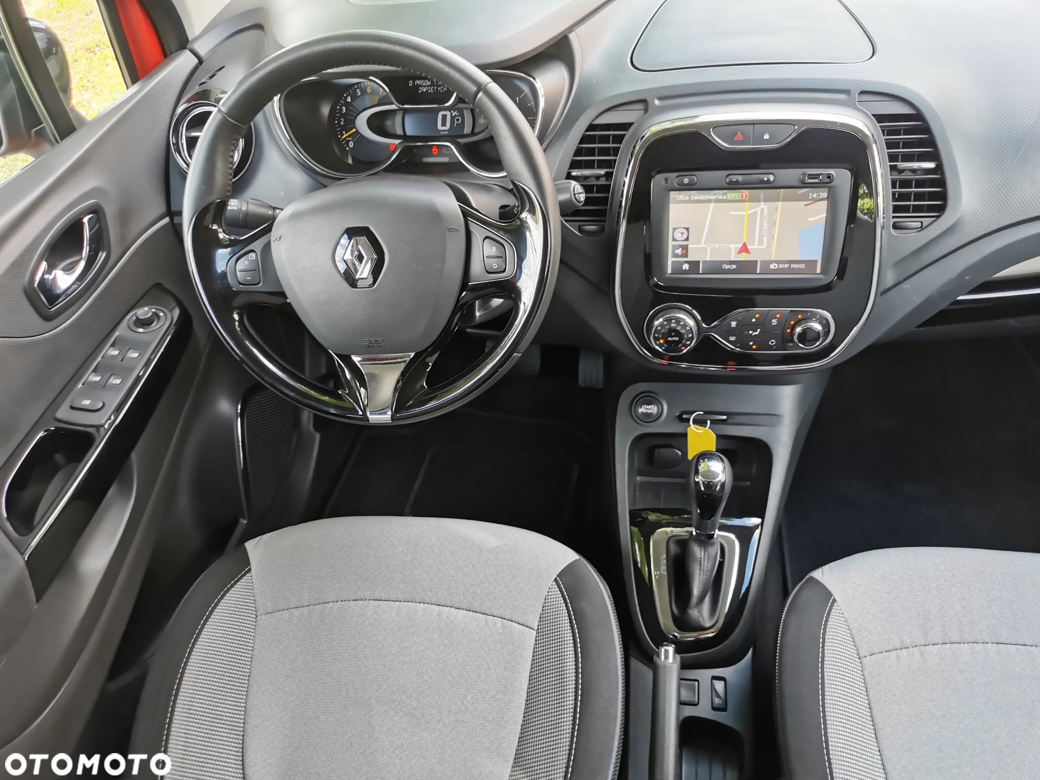 Renault Captur 1.2 TCe Intens EDC - 9