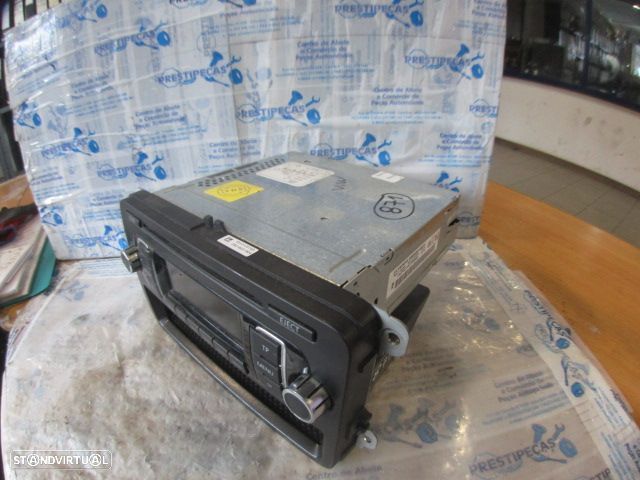 Radios 5M0035156DX VW POLO 5 6R 2012 1.2TDI 75CV 5P CINZA ORIGINAL ULVWMP3 - 2