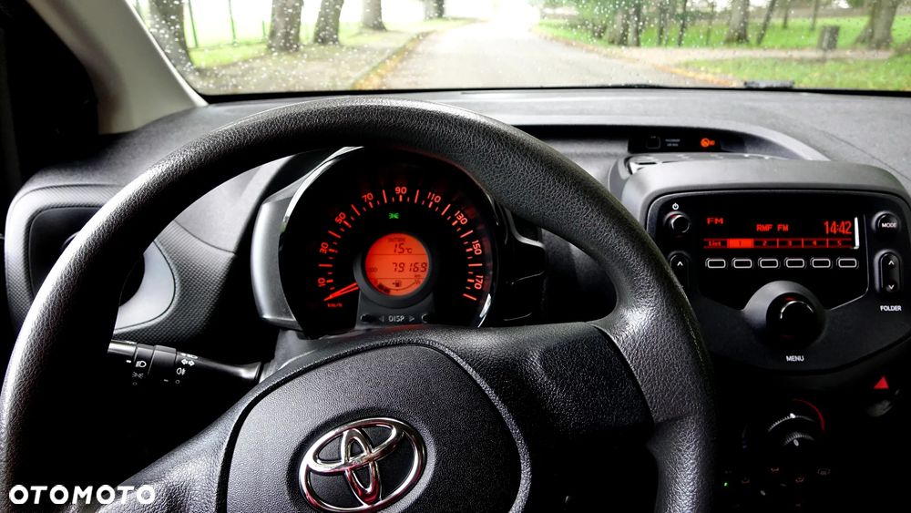 Toyota Aygo - 16