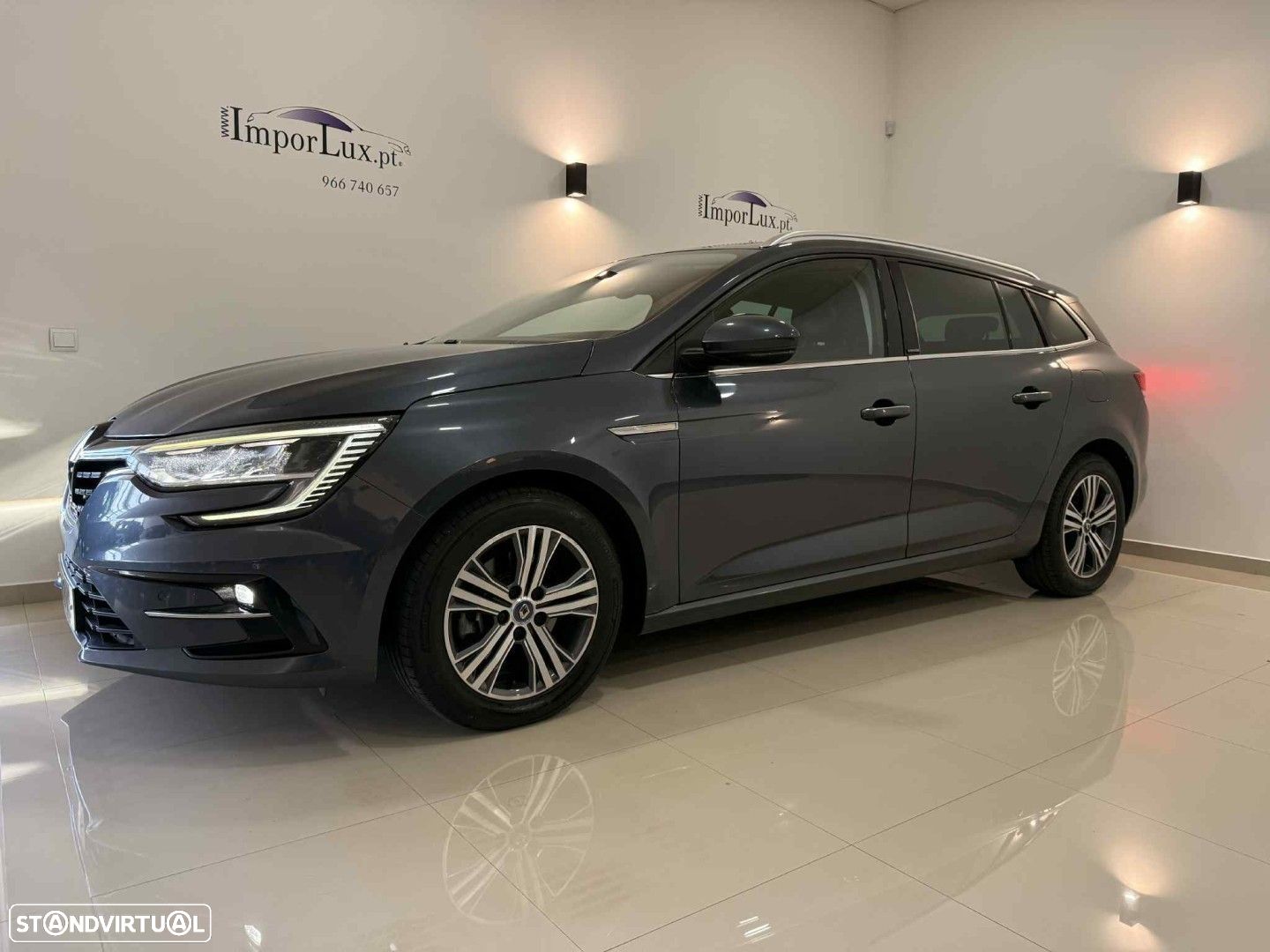 Renault Mégane Sport Tourer 1.6 E-Tech Plug-In Hybrid Equilibre - 1