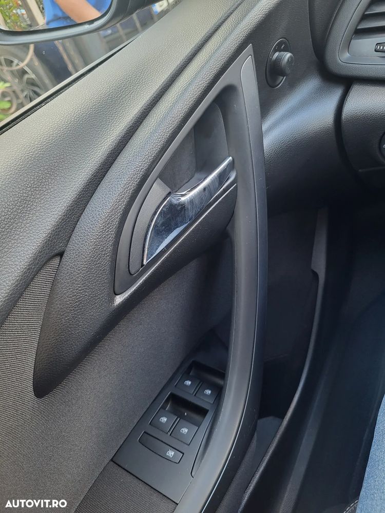 Opel Astra 1.4 ECOTEC Turbo Enjoy - 9