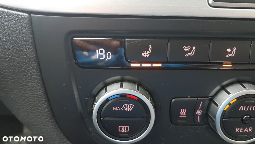 Volkswagen Sharan 2.0 TSI Highline DSG - 19