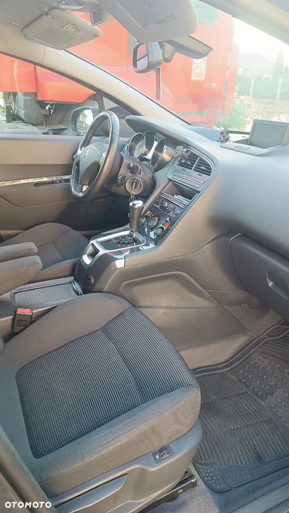 Peugeot 5008 2.0 HDi Business Line 7os - 27