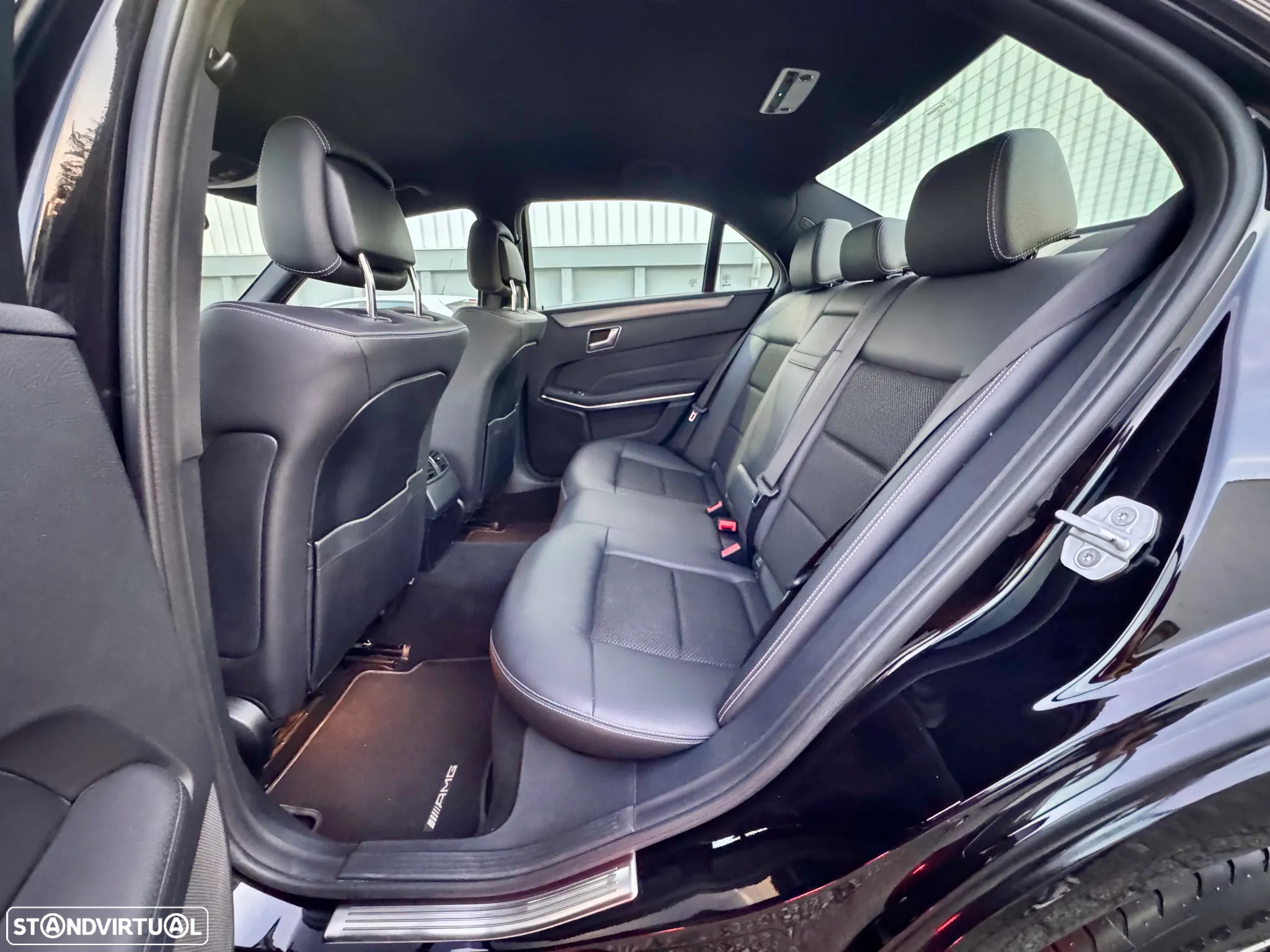 Mercedes-Benz E 250 BlueTEC Avantgarde Auto - 22