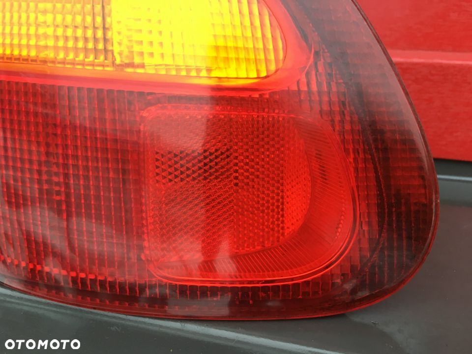 Honda Civic V 3d JAJKO 1992- USA Lampa tył lewa - 3