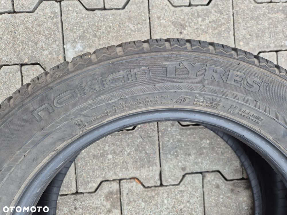 OPONY ZIMOWE NOKIAN 215/60 R17 - 7