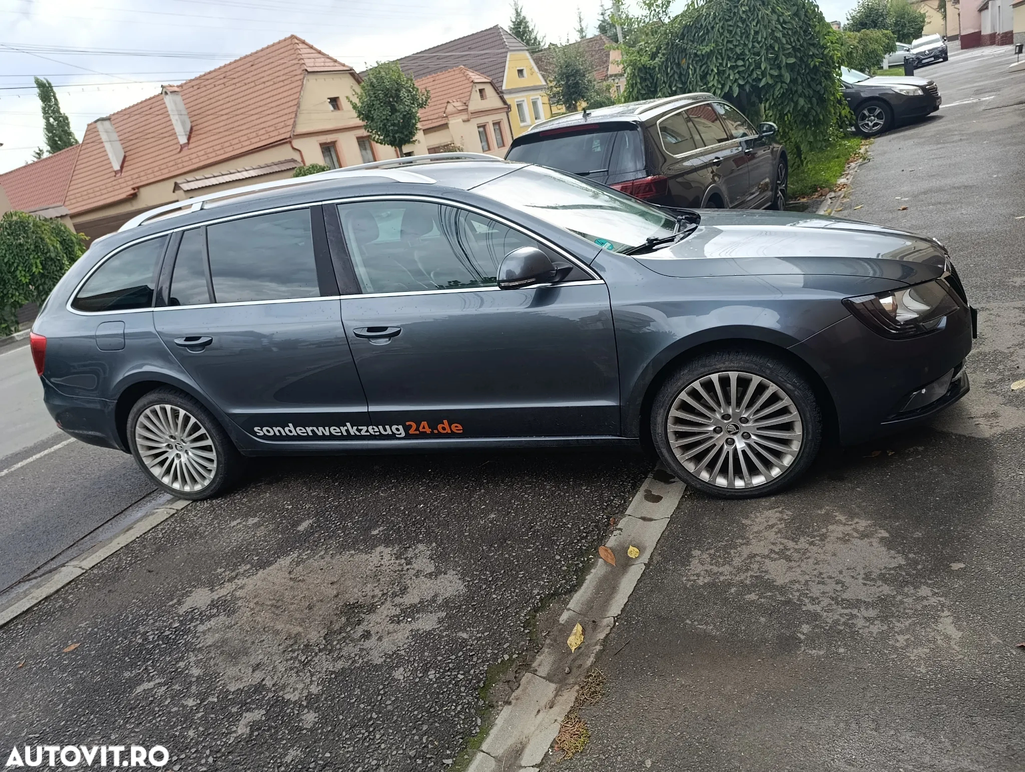 Skoda Superb 2.0 TDI 4X4 Elegance - 8