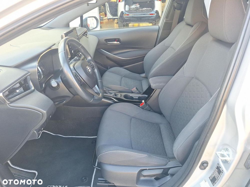 Toyota Corolla 1.8 Hybrid Comfort - 15