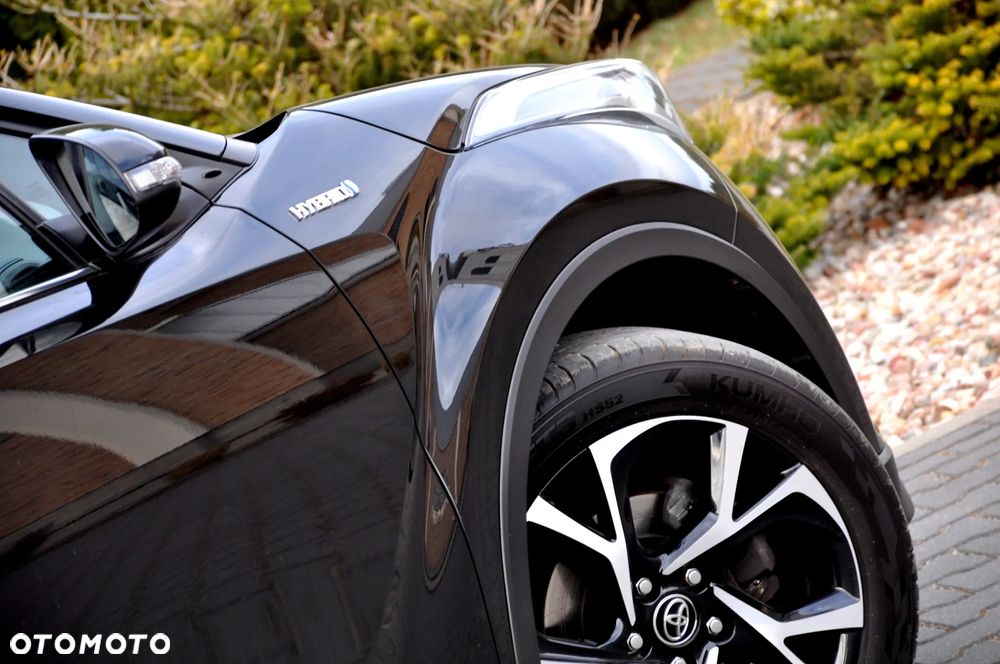Toyota C-HR Style Selection - 23