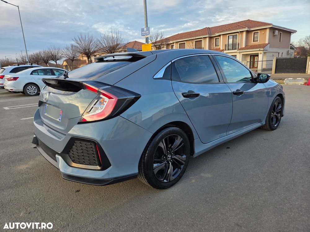Honda Civic 1.0 VTEC Turbo CVT Elegance Navi - 4