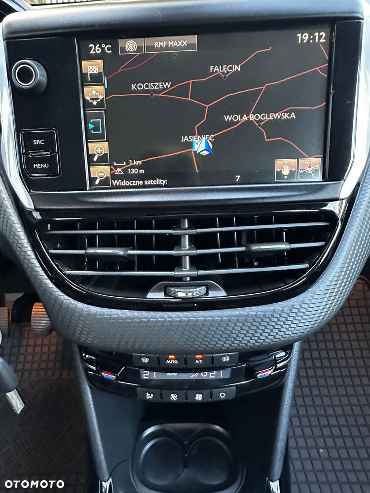 Peugeot 2008 PureTech 82 Allure - 34