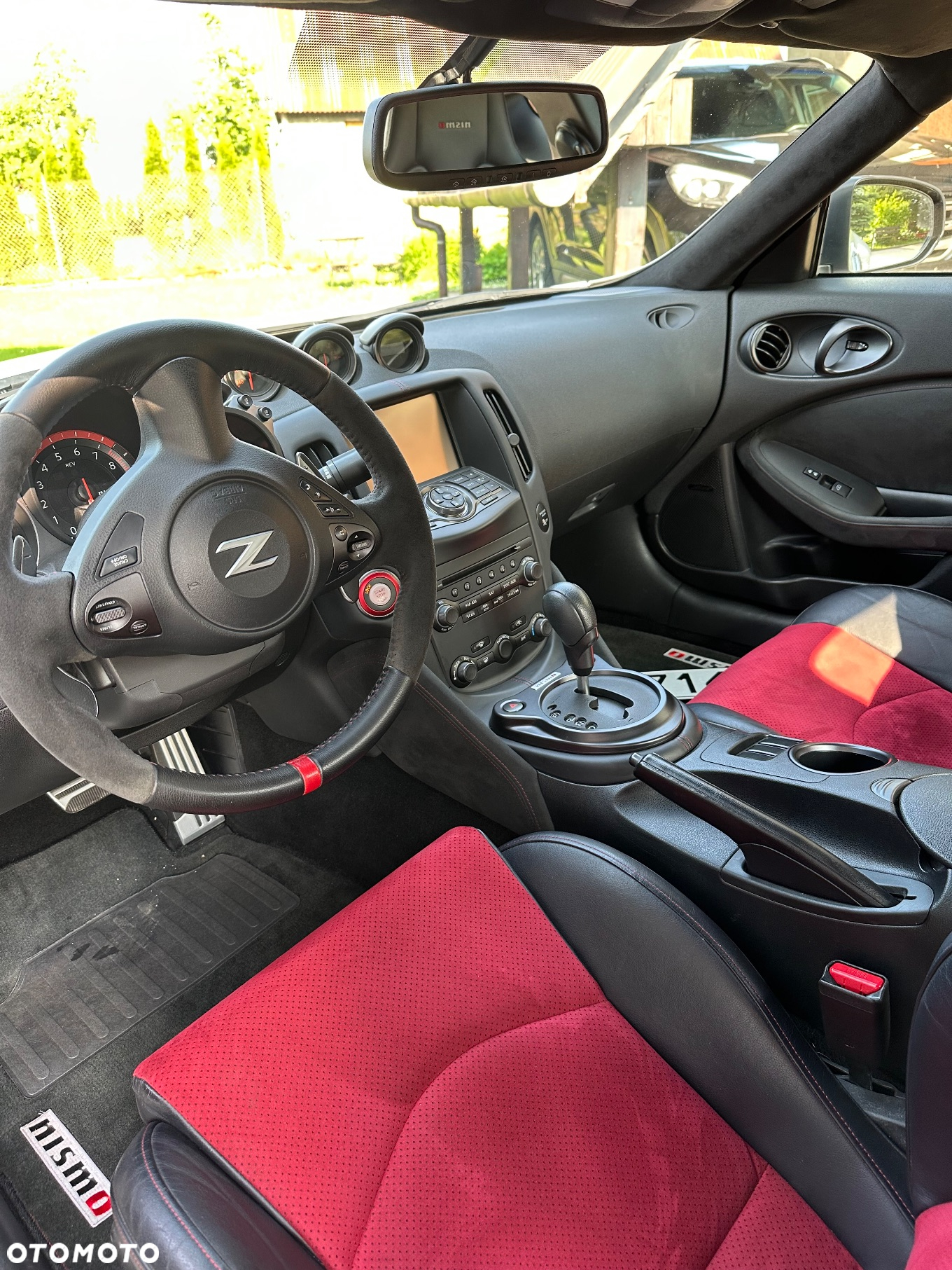 Nissan 370 Z - 5