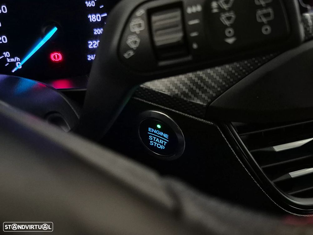 Ford Focus 1.5 TDCi ECOBlue ST-Line - 25