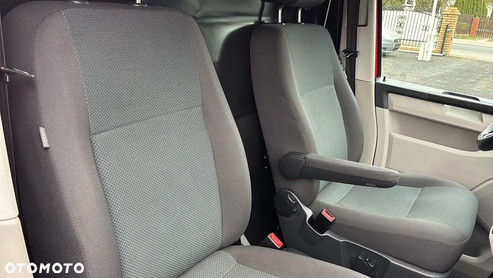 Volkswagen Transporter T6 - 22