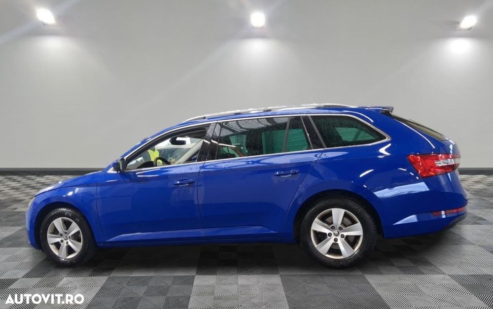 Skoda Superb 2.0 TDI DSG Essence - 5