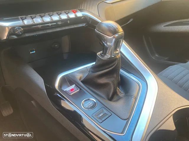 Peugeot 3008 PureTech 130 Stop & Start GPF Active Pack - 25