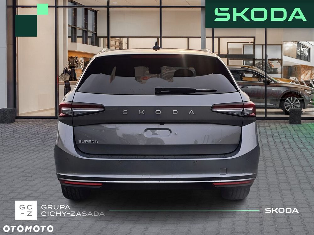 Skoda Superb 2.0 TSI L&K DSG - 4